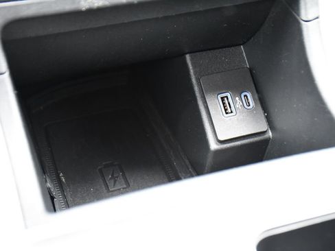 Used 2024 Ford Edge SEL w/ Convenience Package image 12