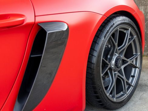 Certified 2023 Porsche 718 Cayman GT4 RS RWD image 21