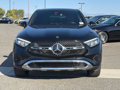 Used 2024 Mercedes-Benz GLC 300 4MATIC image 3