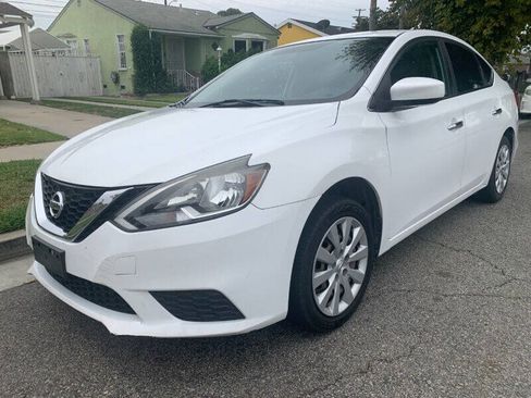 Used 2017 Nissan Sentra S FWD image 1