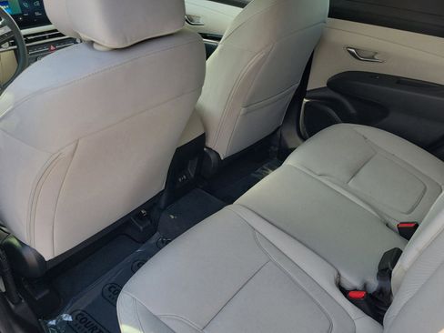 New 2026 Hyundai Tucson SE image 11