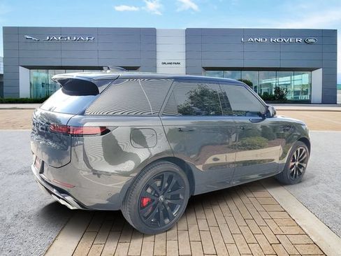 Certified 2025 Land Rover Range Rover Sport Dynamic SE AWD/4WD image 3