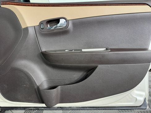 Used 2012 Chevrolet Malibu LTZ FWD image 38