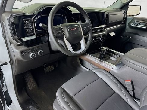 New 2026 GMC Sierra 1500 SLT AWD/4WD image 5