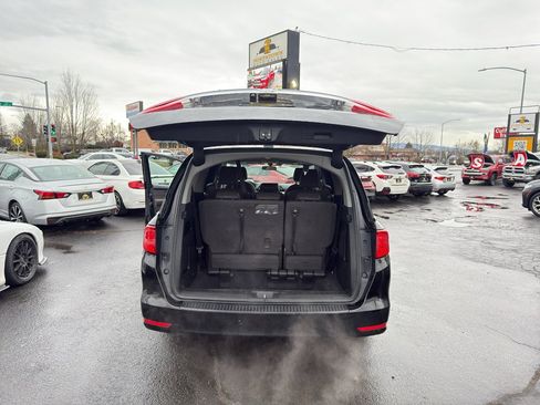 Used 2018 Honda Odyssey EX image 13