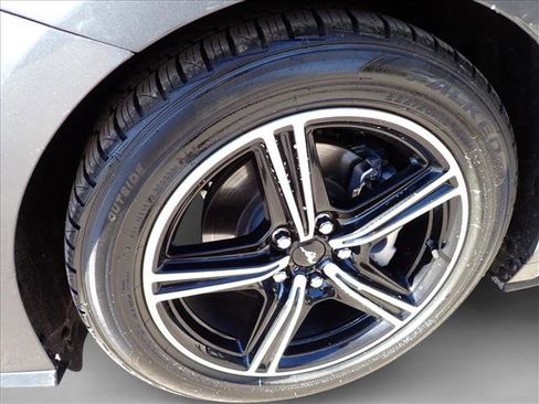 Used 2024 Ford Mustang Premium image 7