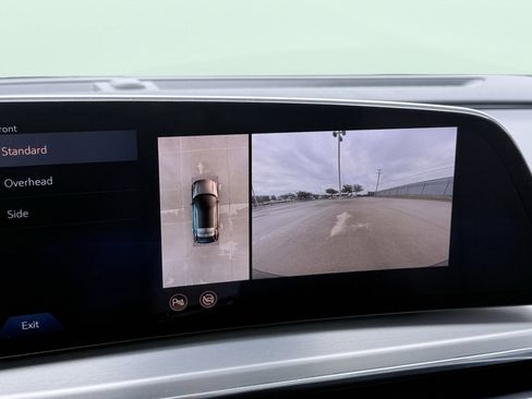 Used 2024 Cadillac Lyriq Luxury image 70