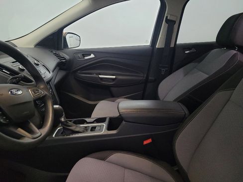 Used 2017 Ford Escape SE FWD image 17