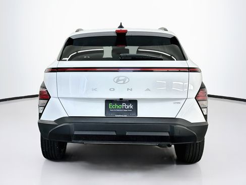 Used 2025 Hyundai Kona SEL AWD/4WD image 7