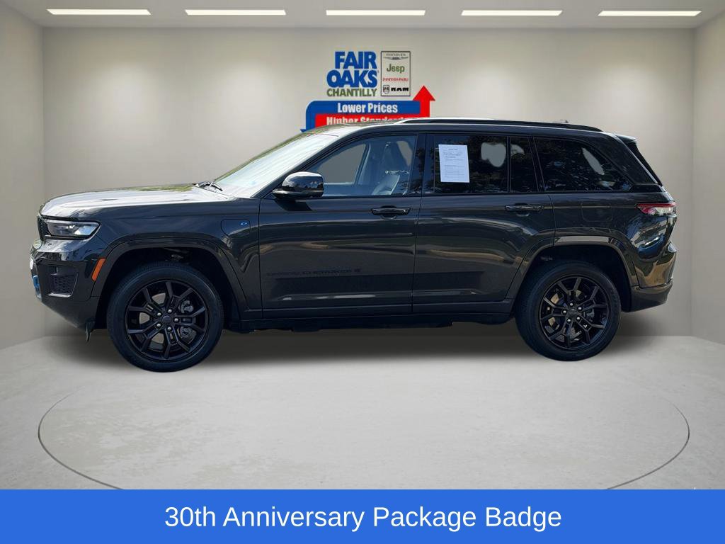 Used 2023 Jeep Grand Cherokee 30th Anniversary AWD/4WD image 12