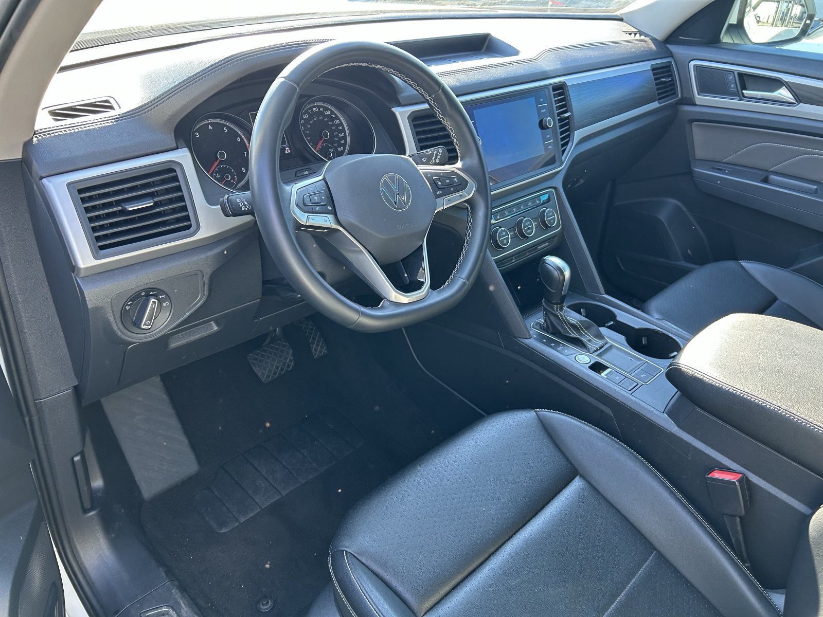 Used 2021 Volkswagen Atlas SE FWD image 11