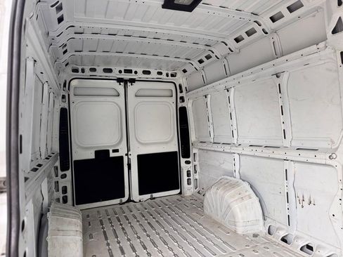Used 2023 RAM ProMaster 3500 w/ Fleet Safety Group FWD image 21