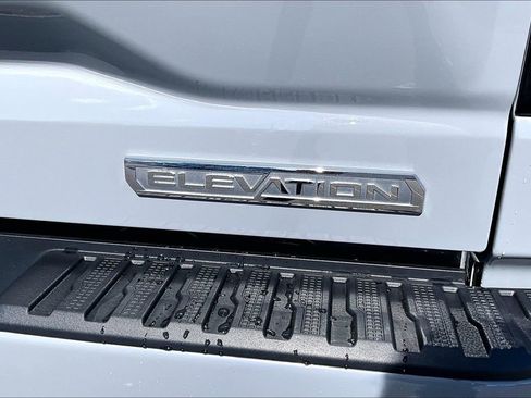 Used 2024 GMC Sierra 1500 Elevation image 22