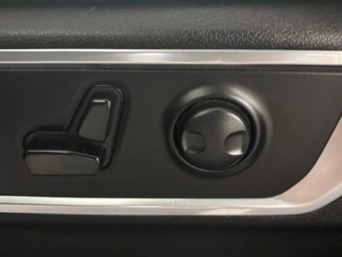 Used 2024 RAM 1500 Laramie RWD image 17