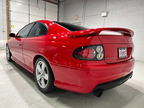 Used 2006 Pontiac GTO image 17