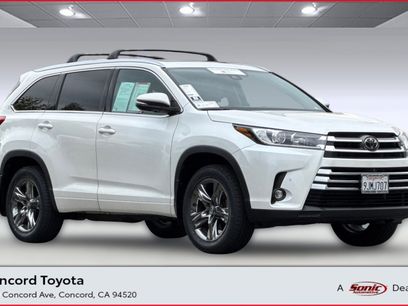 Used 2019 Toyota Highlander Limited Platinum