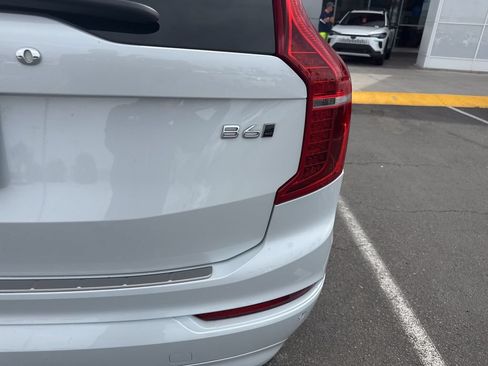 Used 2023 Volvo XC90 B6 Core w/ Protection Package Premier AWD/4WD image 13
