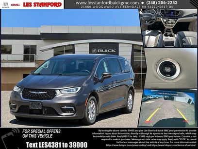 Used 2023 Chrysler Pacifica Touring-L