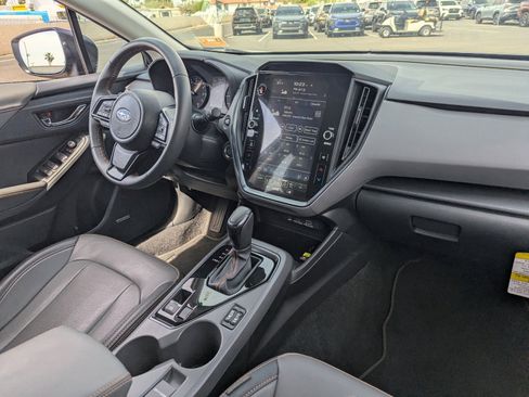 Certified 2025 Subaru Crosstrek 2.5i Limited w/ Popular Package #3A AWD/4WD image 12