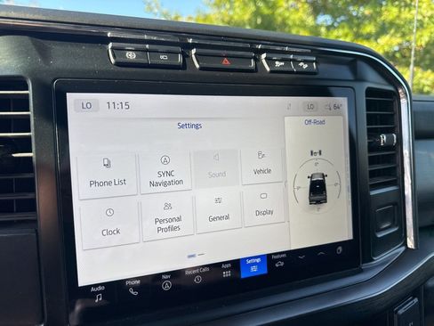 Used 2023 Ford F250 Lariat w/ Chrome Package image 27