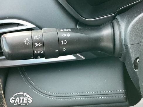 Used 2024 Subaru Outback Limited AWD/4WD image 36