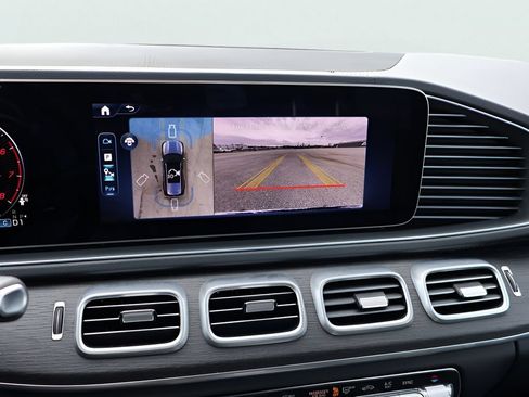 Certified 2025 Mercedes-Benz GLS 450 4MATIC image 27