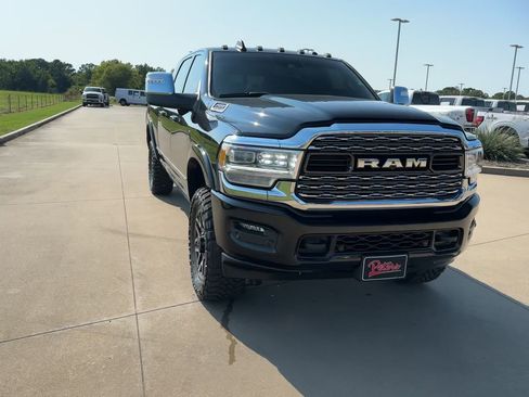 Used 2024 RAM 2500 Limited image 4