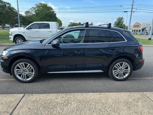 Used 2018 Audi Q5 2.0T Premium Plus w/ Premium Plus Package AWD/4WD image 7