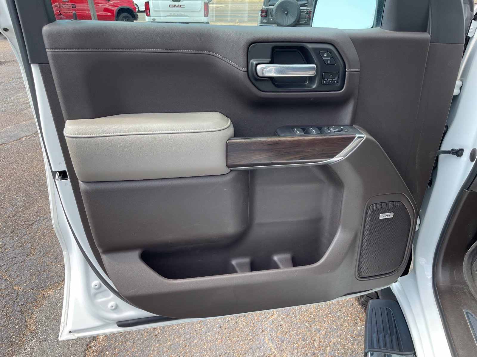 Used 2021 GMC Sierra 1500 SLT AWD/4WD image 17