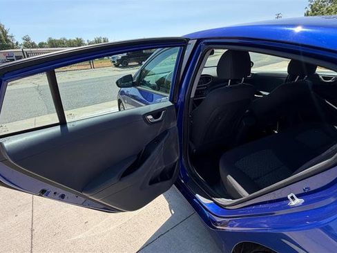 Used 2019 Hyundai Ioniq Blue FWD image 15