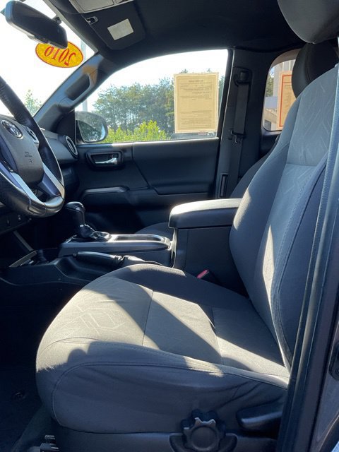 Used 2016 Toyota Tacoma TRD Sport w/ Towing Package RWD image 16