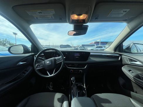 Used 2025 Buick Encore GX Preferred image 33