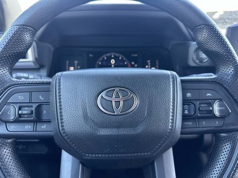Used 2025 Toyota Tacoma SR5 image 28