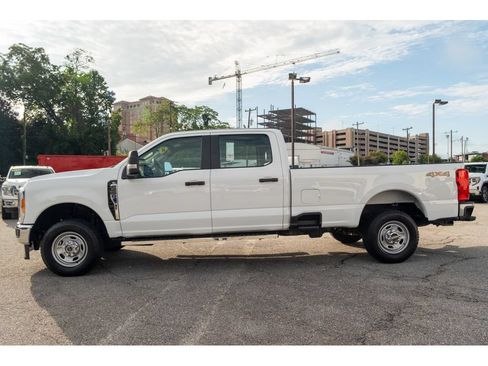 Used 2023 Ford F250 XL w/ XL Chrome Package AWD/4WD image 5