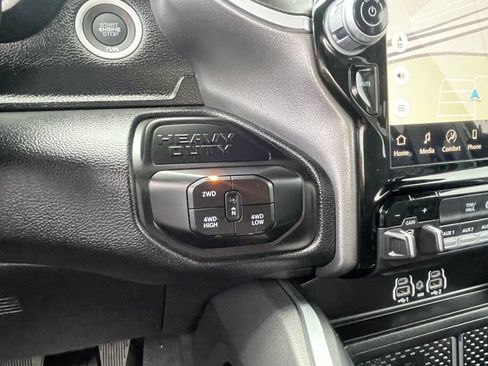 New 2026 RAM 2500 Big Horn AWD/4WD image 36