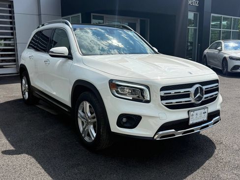 Used 2023 Mercedes-Benz GLB 250 4MATIC image 1