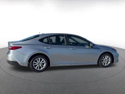 Used 2025 Toyota Camry LE image 14