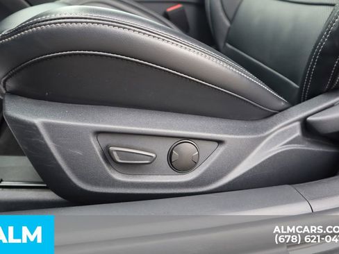 Used 2025 Ford Mustang Premium image 11