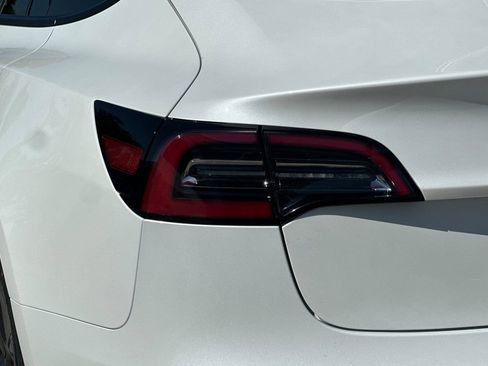 Used 2023 Tesla Model 3 Standard Range image 26