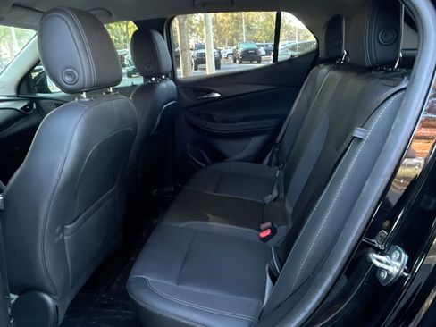 Used 2022 Buick Encore GX Preferred w/ Cold Weather Comfort Package image 31