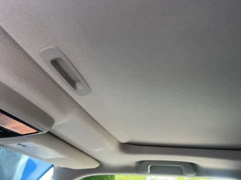 Used 2022 Toyota 4Runner Limited AWD/4WD image 4