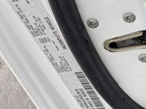 Used 2023 RAM 5500 Tradesman w/ Chrome Appearance Group image 36