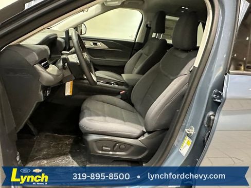 New 2026 Ford Explorer Active image 6