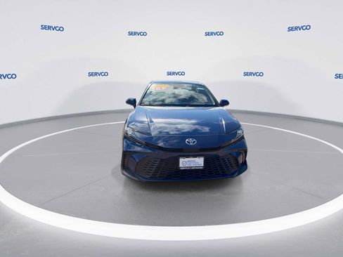 Used 2025 Toyota Camry SE FWD image 3