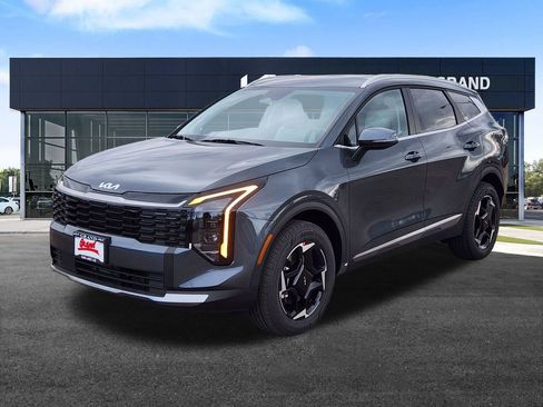 New 2026 Kia Sportage EX image 4