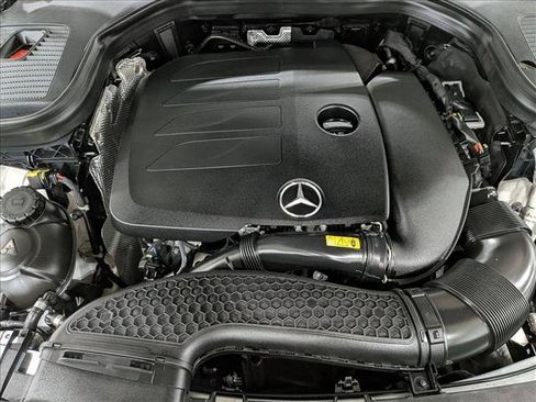 Used 2022 Mercedes-Benz GLC 300 w/ Premium Package Lite image 23