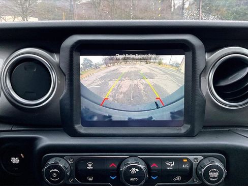 Certified 2019 Jeep Wrangler Unlimited Sahara image 13