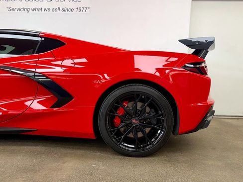 Used 2023 Chevrolet Corvette Stingray Preferred Cpe w/ Z51 Performance Package image 11