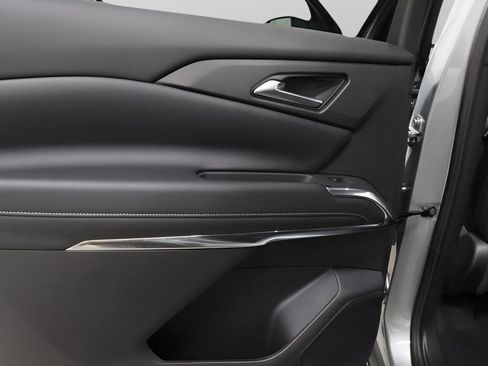 New 2026 Chevrolet Traverse LT w/ Midnight/Sport Edition AWD/4WD image 24