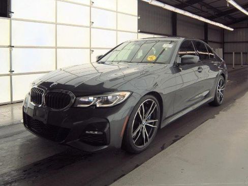 Used 2019 BMW 330i Sedan w/ M Sport Package image 1